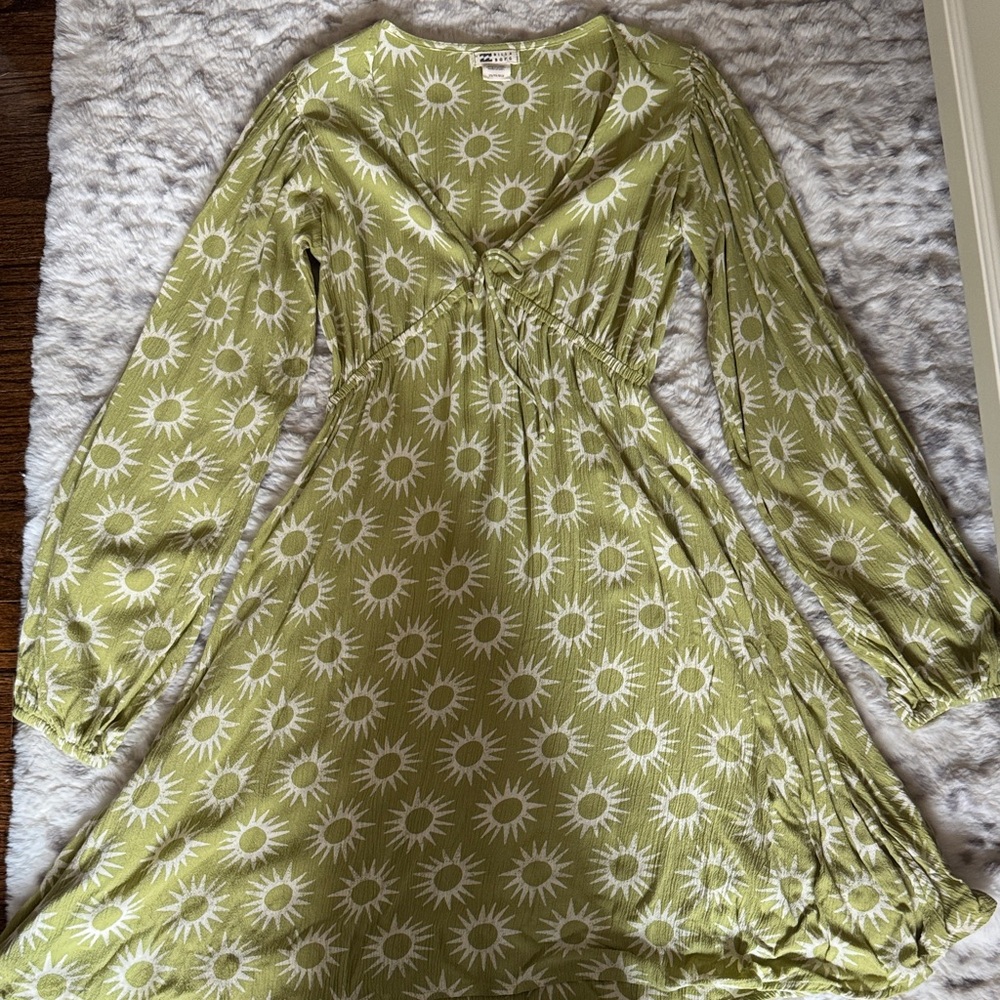 Billabong Green Sunburst Long Sleeve Dress